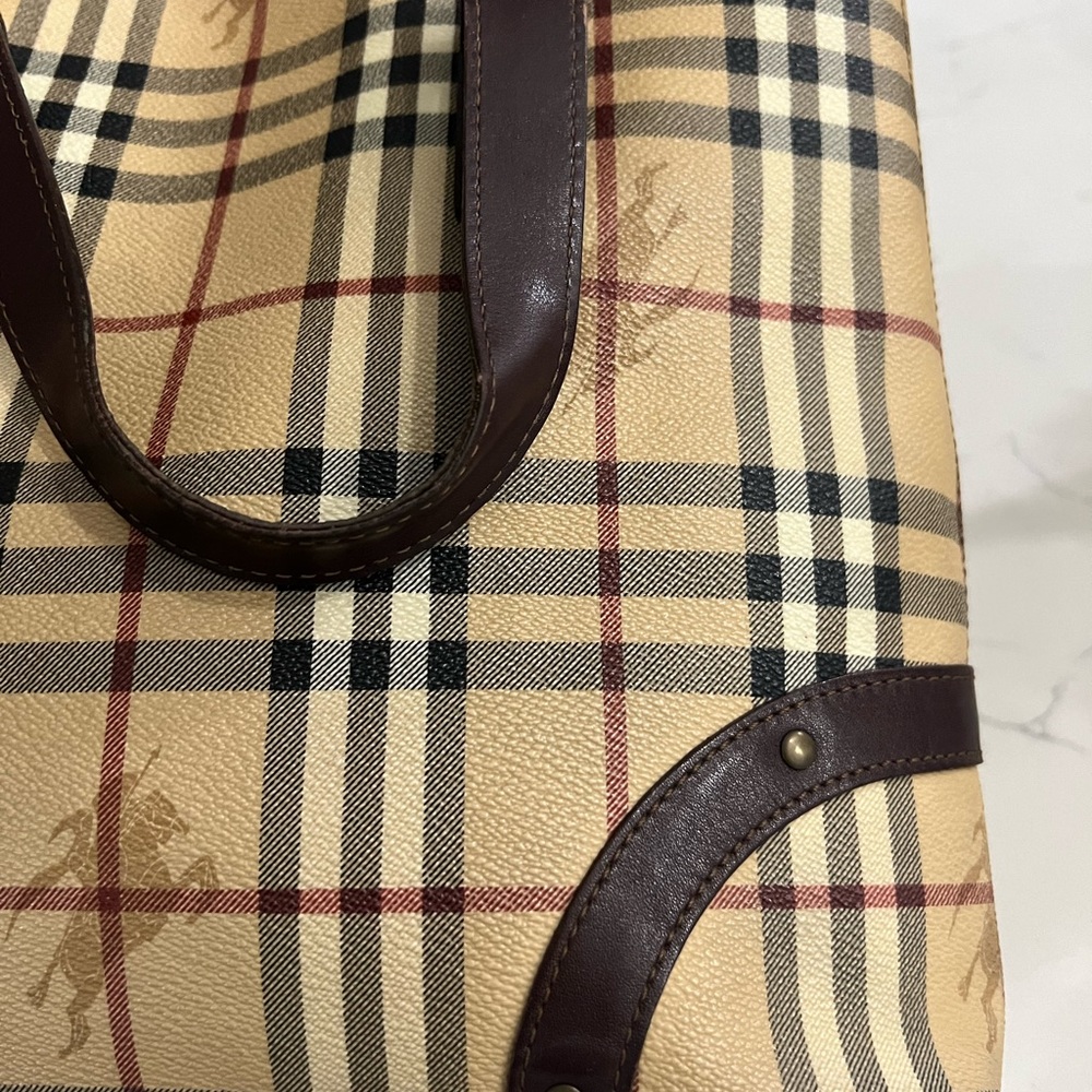 Burberry Full Leather , short handle, Medium size - Picture 7 of 13